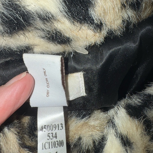 Chico's Womens Jacket Size 2 Cream Black Luxe Cheetah Print Aminal Faux Fur Coat - Picture 6 of 6